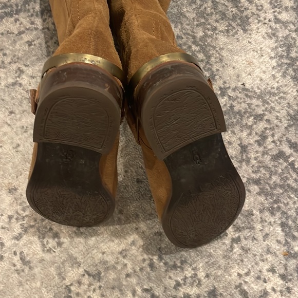 UGG Suede Channing. Excellent condition Size 8 - Picture 4 of 8